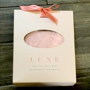 Luxe faux fur neck wrap